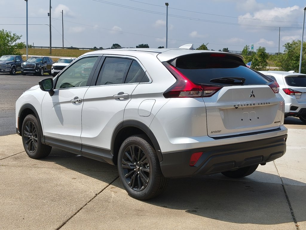 New 2026 Mitsubishi Eclipse Cross LE AWD/4WD image 17