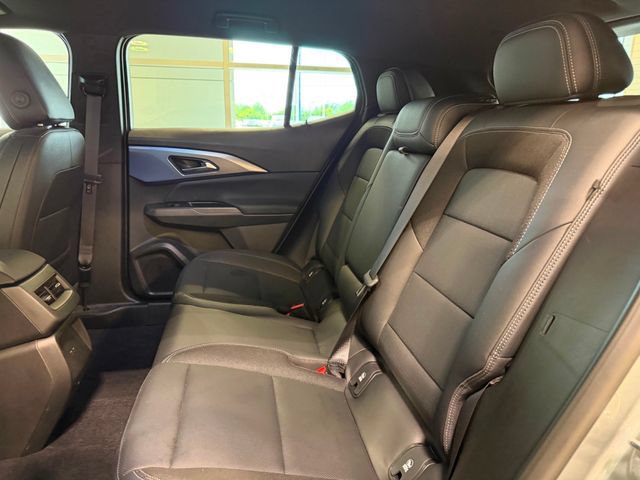 Used 2024 Chevrolet Equinox EV LT FWD image 21