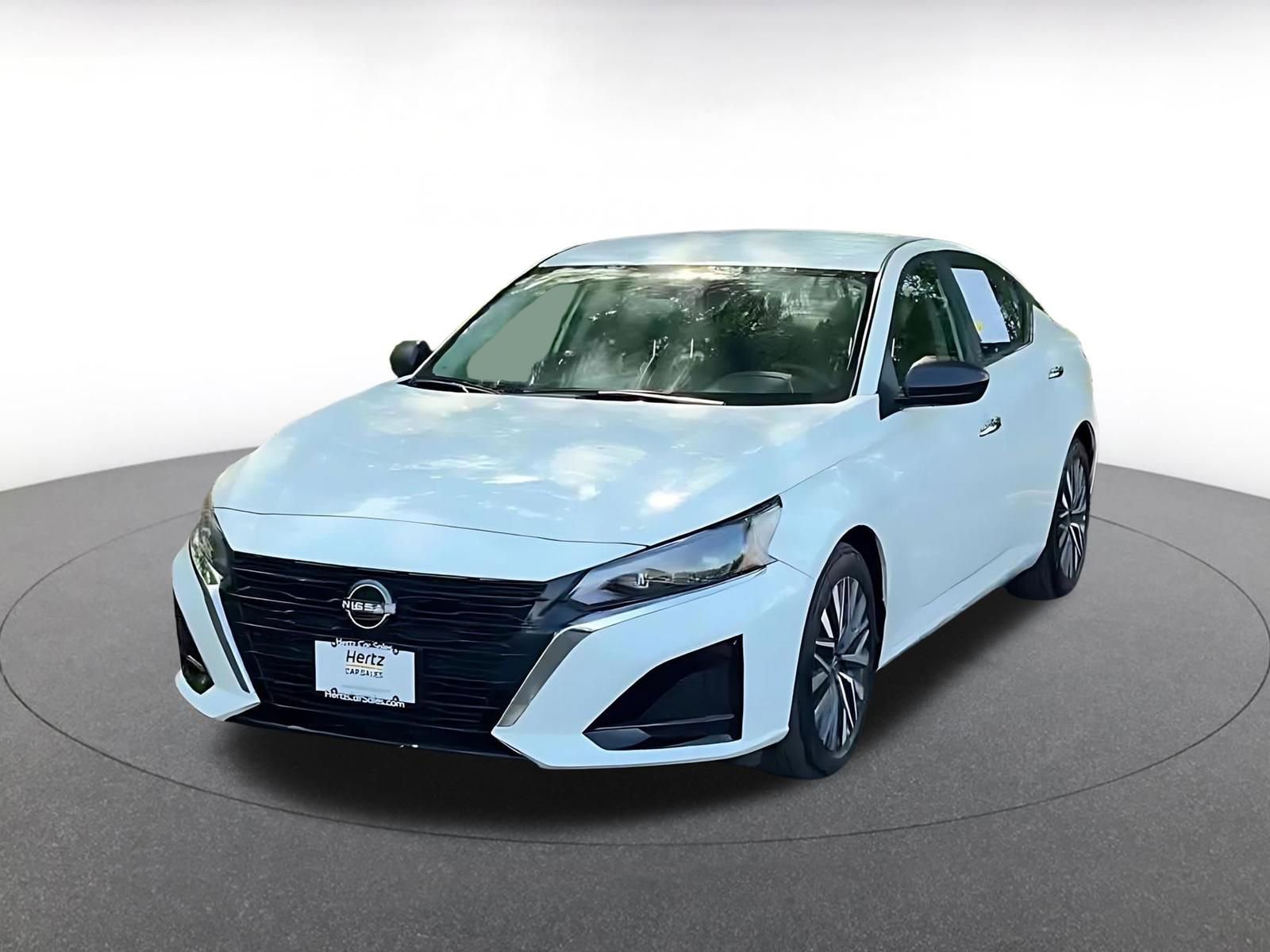 Used 2025 Nissan Altima 2.5 SV image 7