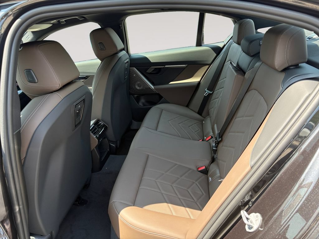 New 2027 BMW 530i xDrive AWD/4WD image 13