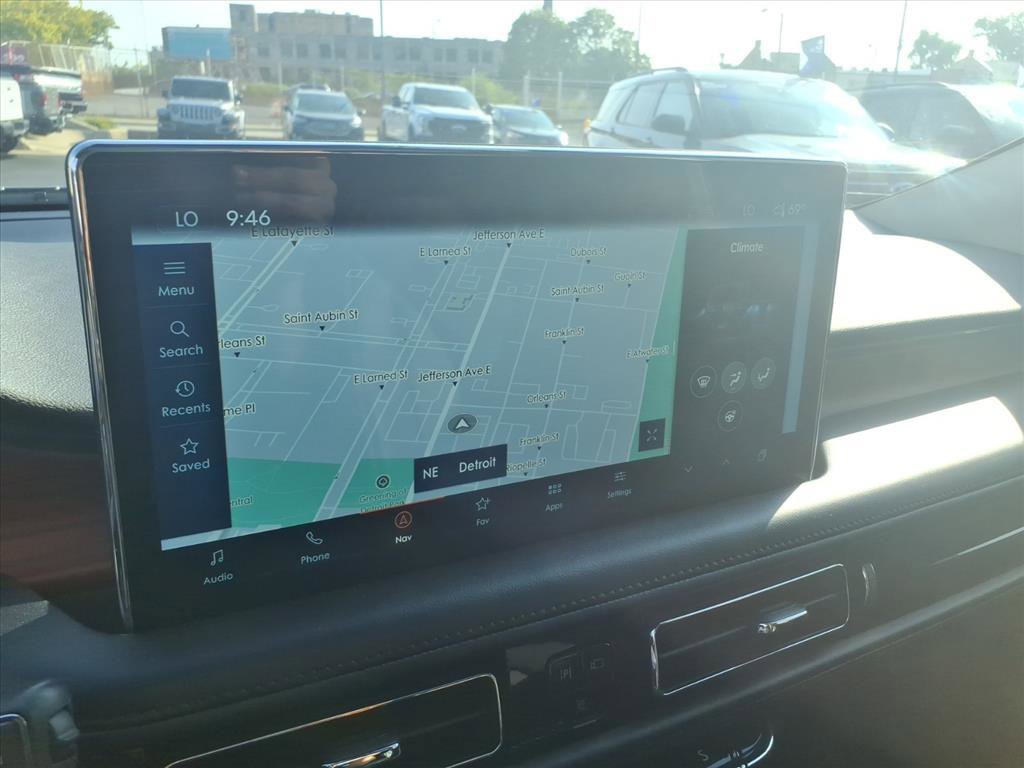 Used 2023 Lincoln Nautilus Reserve image 18