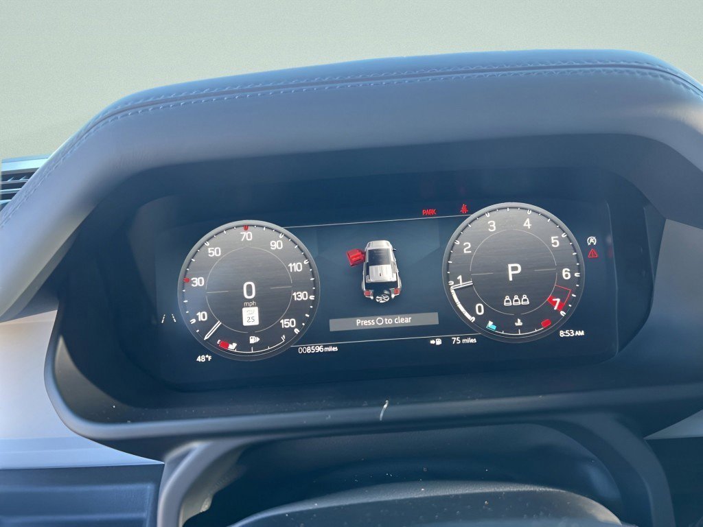 Used 2025 Land Rover Defender 110 S image 27