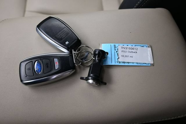 Used 2022 Subaru Outback Limited w/ Popular Package #2 AWD/4WD image 10