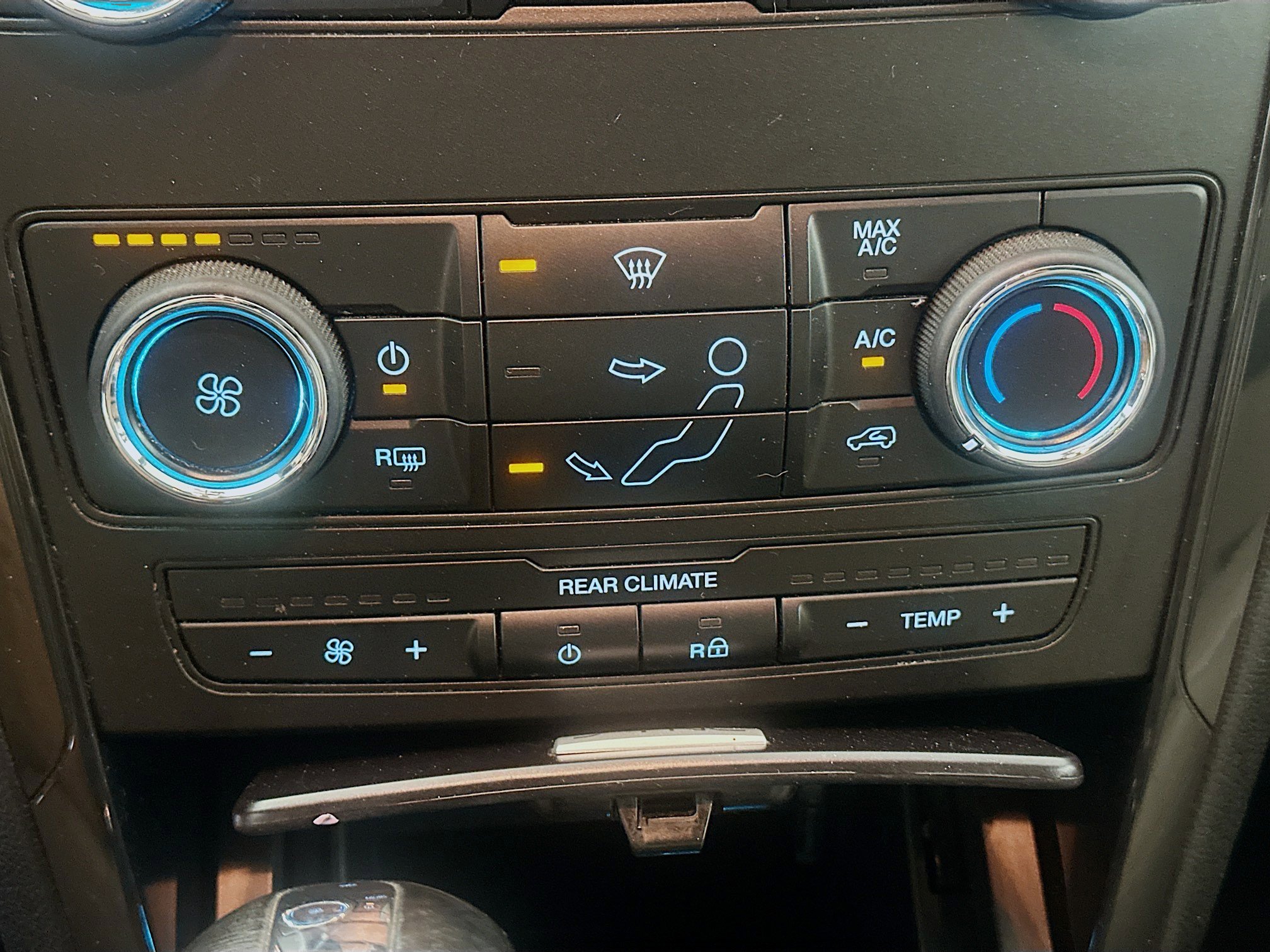 Used 2018 Ford Explorer FWD image 22