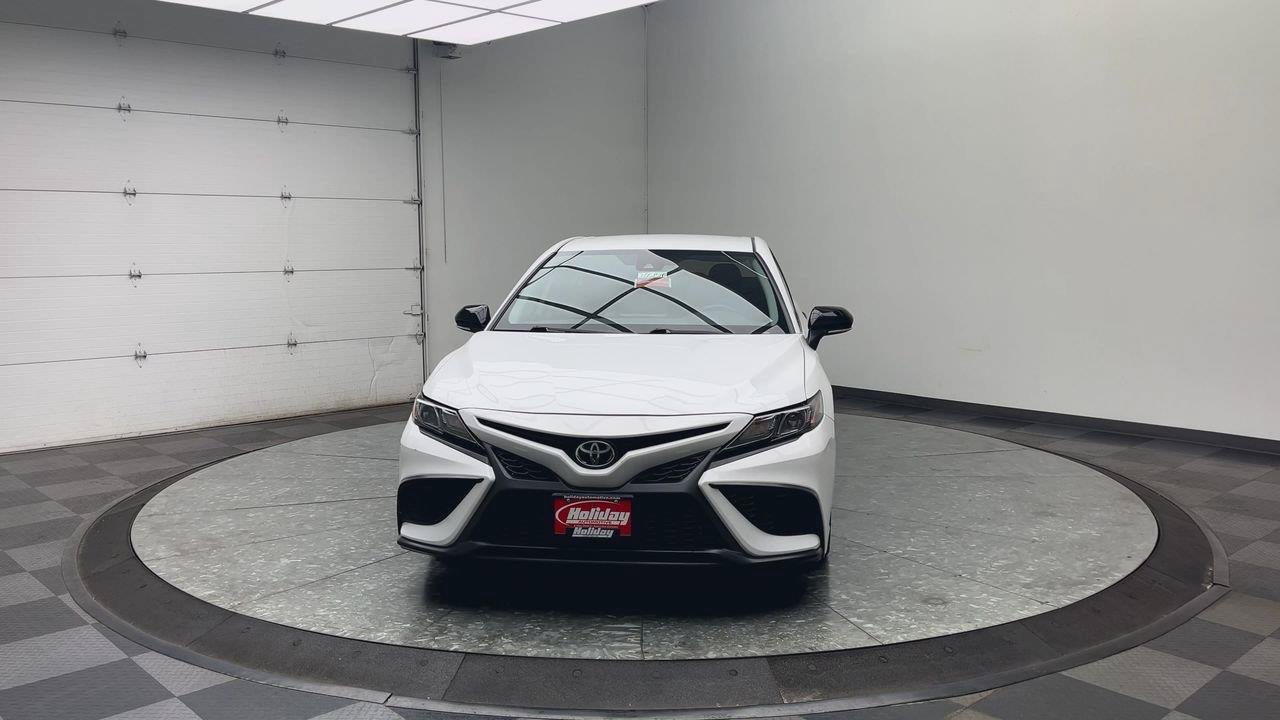 Used 2022 Toyota Camry SE w/ Carpet Mat Package (TMS) FWD image 28