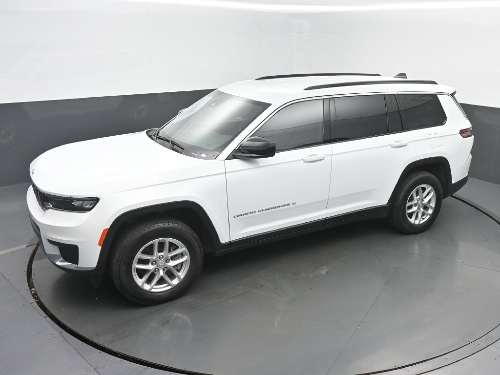 Used 2025 Jeep Grand Cherokee L Laredo w/ Luxury Tech Group I AWD/4WD image 43