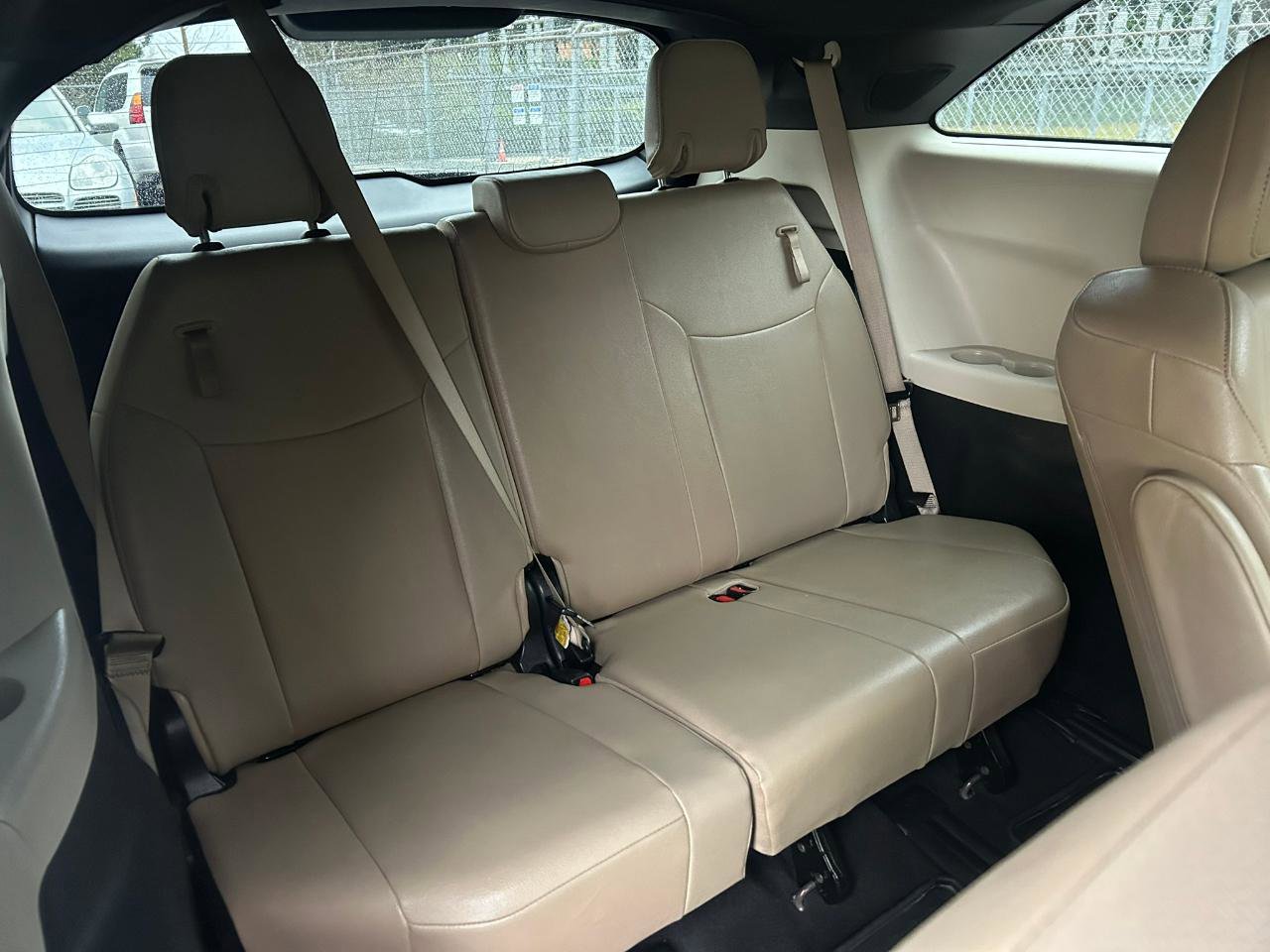 Used 2023 Toyota Sienna XLE w/ XLE Plus Package image 19