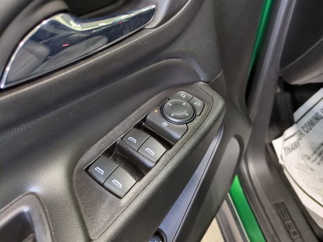 Used 2018 Chevrolet Equinox LT image 17