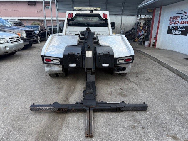 Used 2008 Ford F550 2WD Regular Cab Super Duty image 14