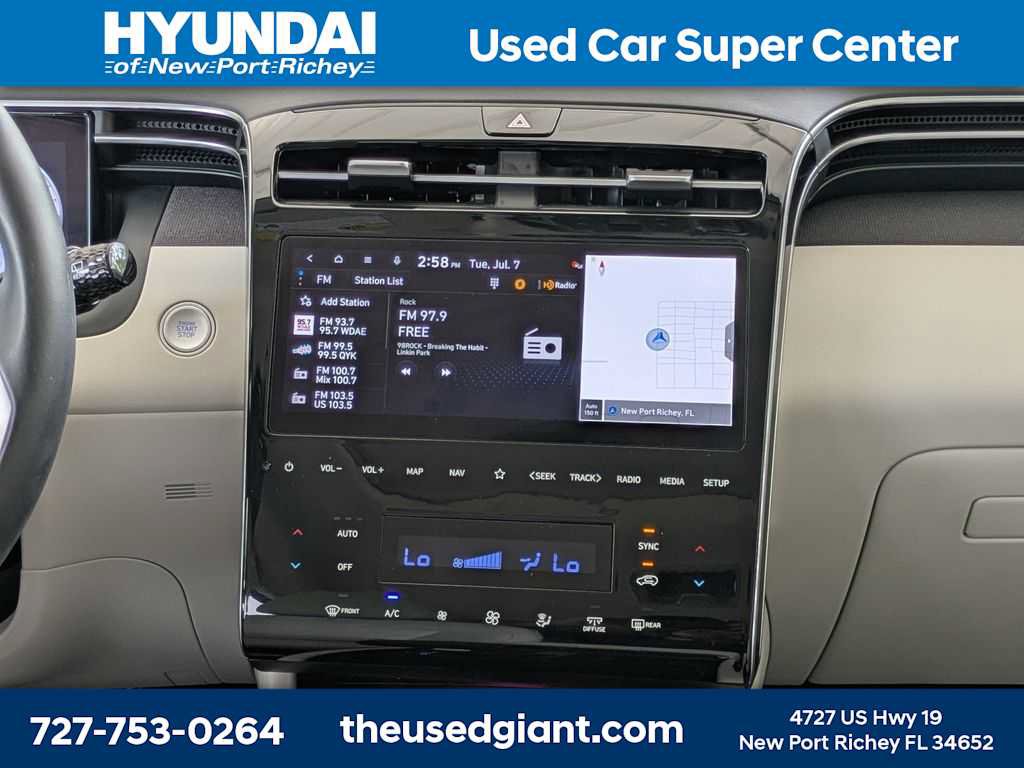 Certified 2024 Hyundai Tucson SEL w/ Convenience Package FWD image 21