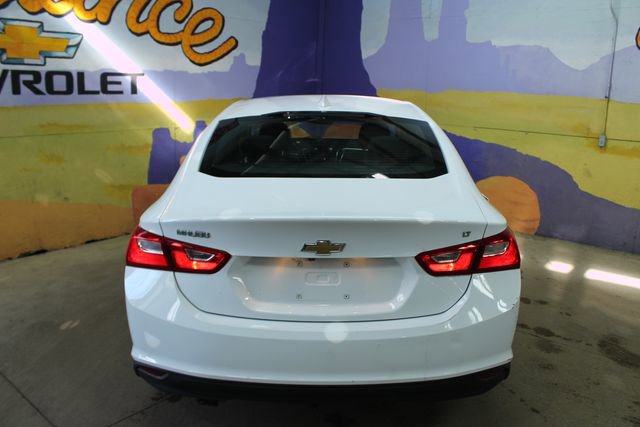 Used 2017 Chevrolet Malibu LT image 7