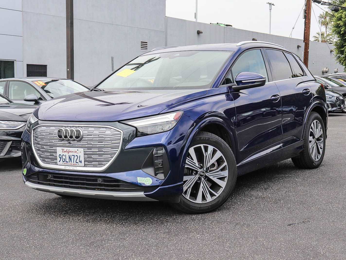 Used 2023 Audi Q4 e-tron Premium Plus w/ Premium Plus RWD video 1