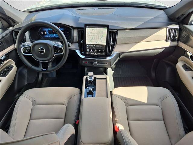 Used 2026 Volvo XC90 T8 Plus w/ Protection Package Premier AWD/4WD image 18