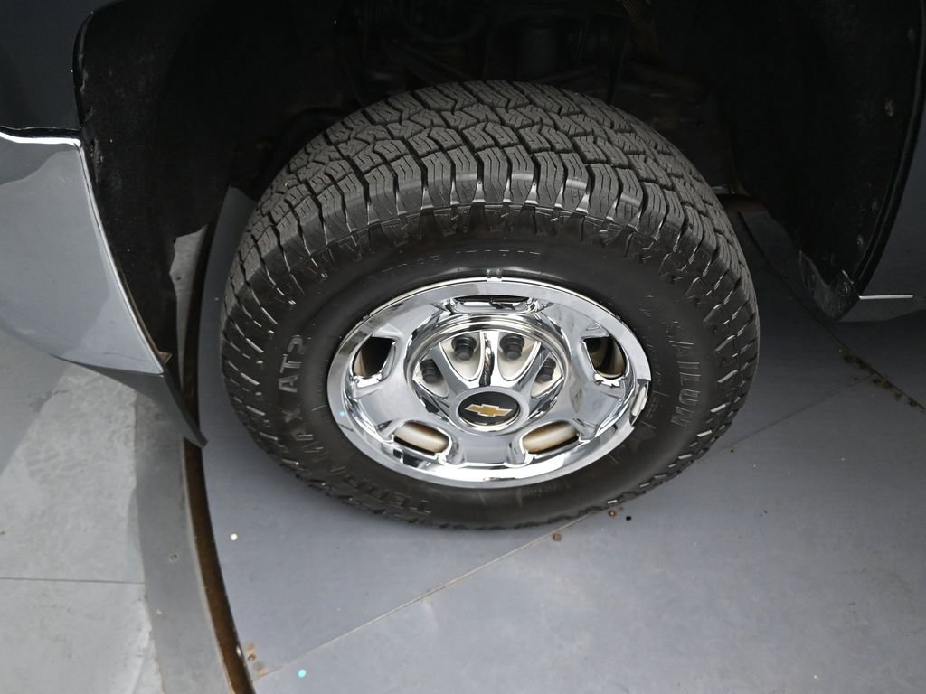 Used 2017 Chevrolet Silverado 2500 W/T image 34