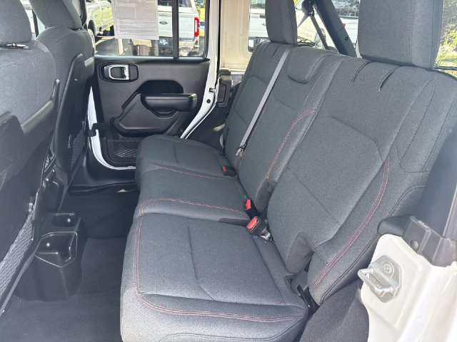 Used 2025 Jeep Wrangler Unlimited Rubicon AWD/4WD image 25