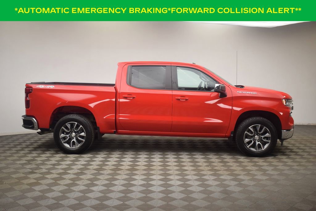 Used 2022 Chevrolet Silverado 1500 LT AWD/4WD image 12