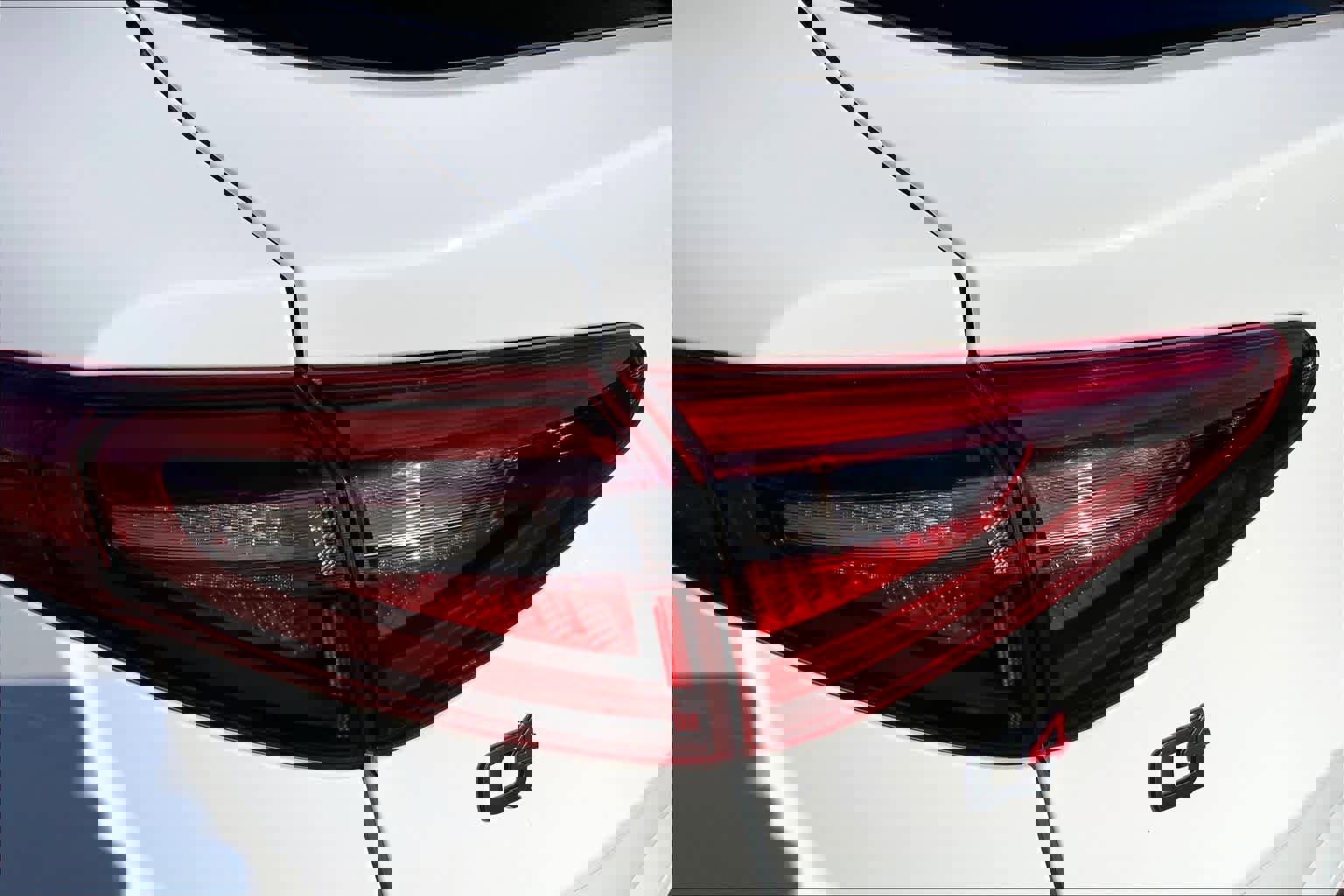 Used 2019 Alfa Romeo Stelvio Sprint w/ Nero Edizione image 28