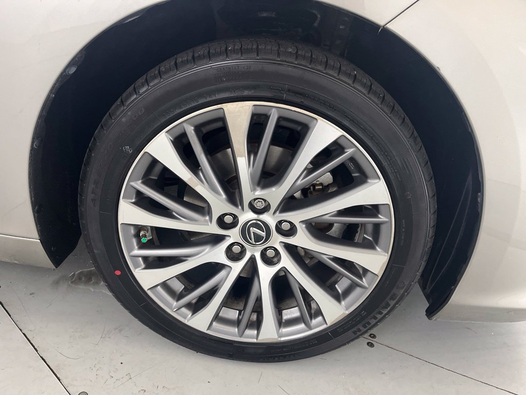 Used 2021 Lexus ES 250 w/ Premium Package AWD/4WD image 17