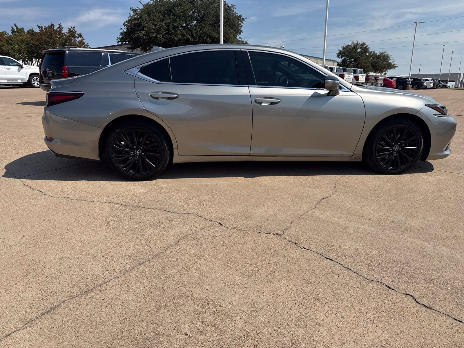Used 2021 Lexus ES 350 w/ Premium Package FWD image 8