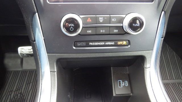 Certified 2022 Ford Edge ST w/ Equipment Group 401A image 19