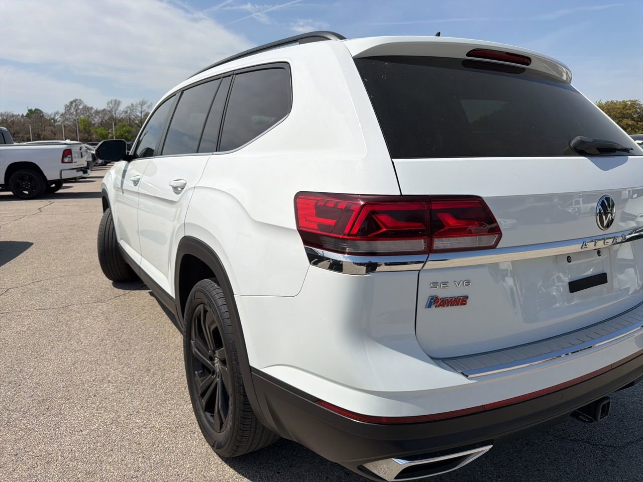 Used 2022 Volkswagen Atlas SE image 8