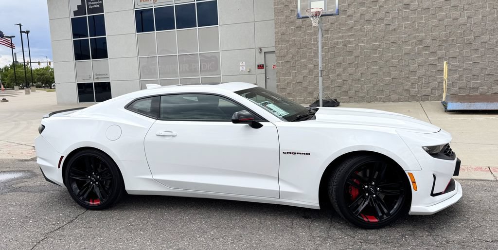 Used 2021 Chevrolet Camaro LT w/ Redline Edition RWD image 5