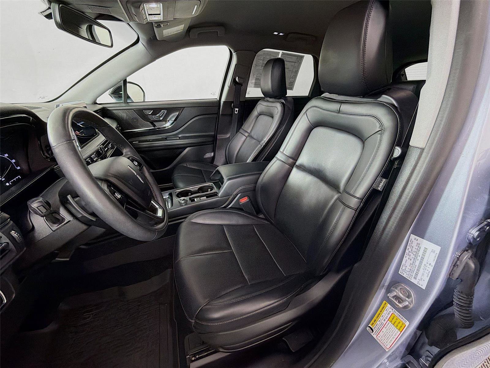 Used 2022 Lincoln Corsair AWD w/ Equipment Group 101A image 11