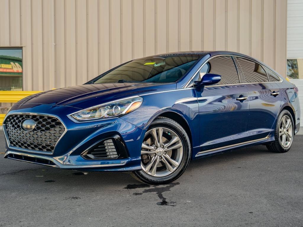 Used 2018 Hyundai Sonata Sport w/ Cargo Package FWD image 6