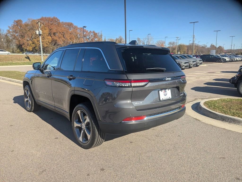 New 2025 Jeep Grand Cherokee Limited image 3