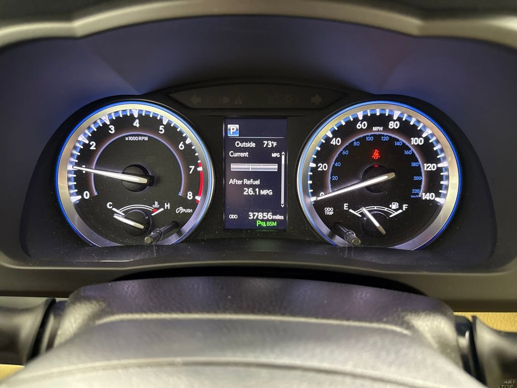 Used 2017 Toyota Highlander Limited image 13