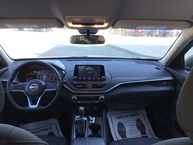 Used 2025 Nissan Altima 2.5 SV FWD image 20