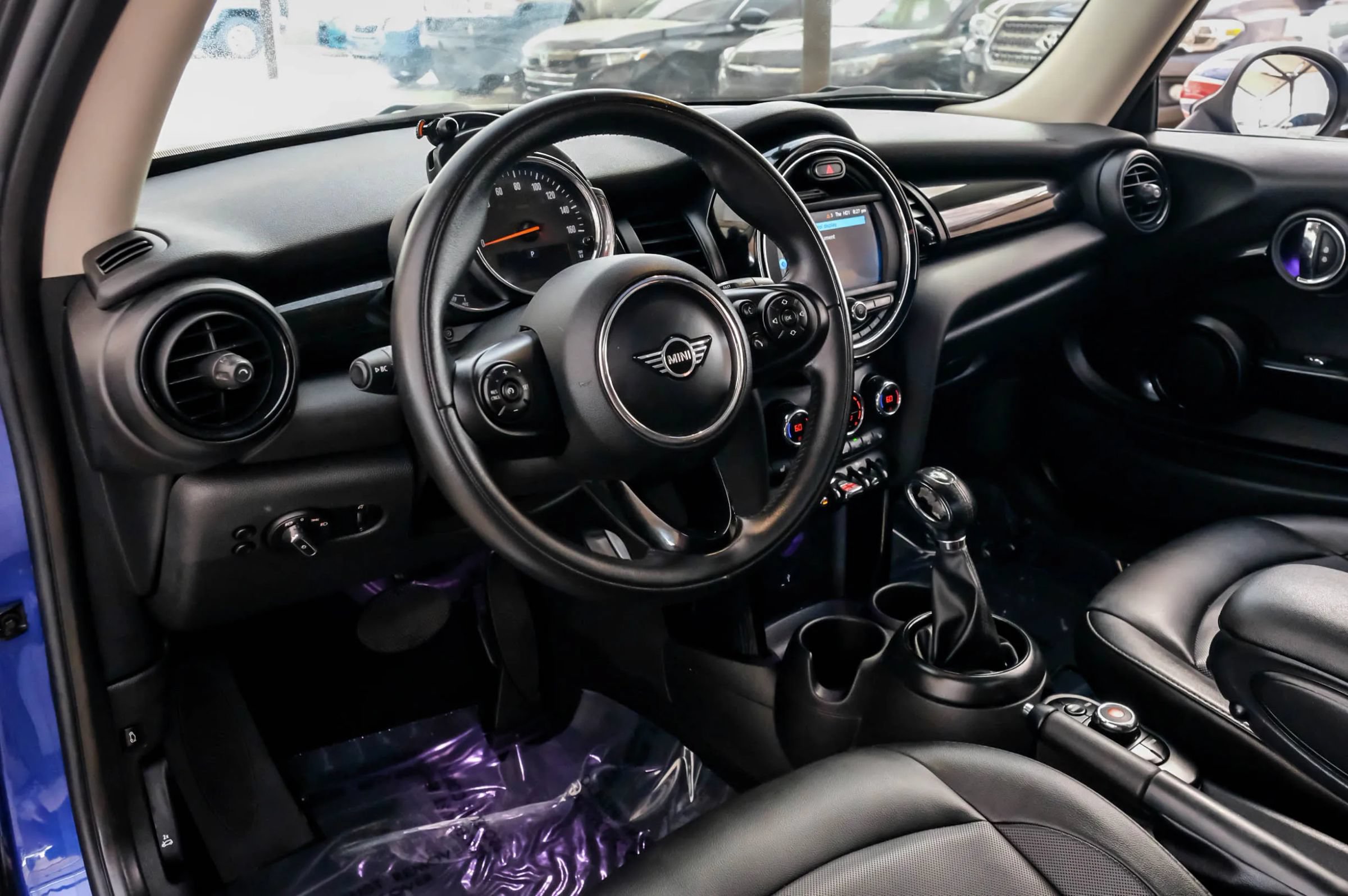 Used 2019 MINI Cooper 2-Door Hardtop FWD image 3