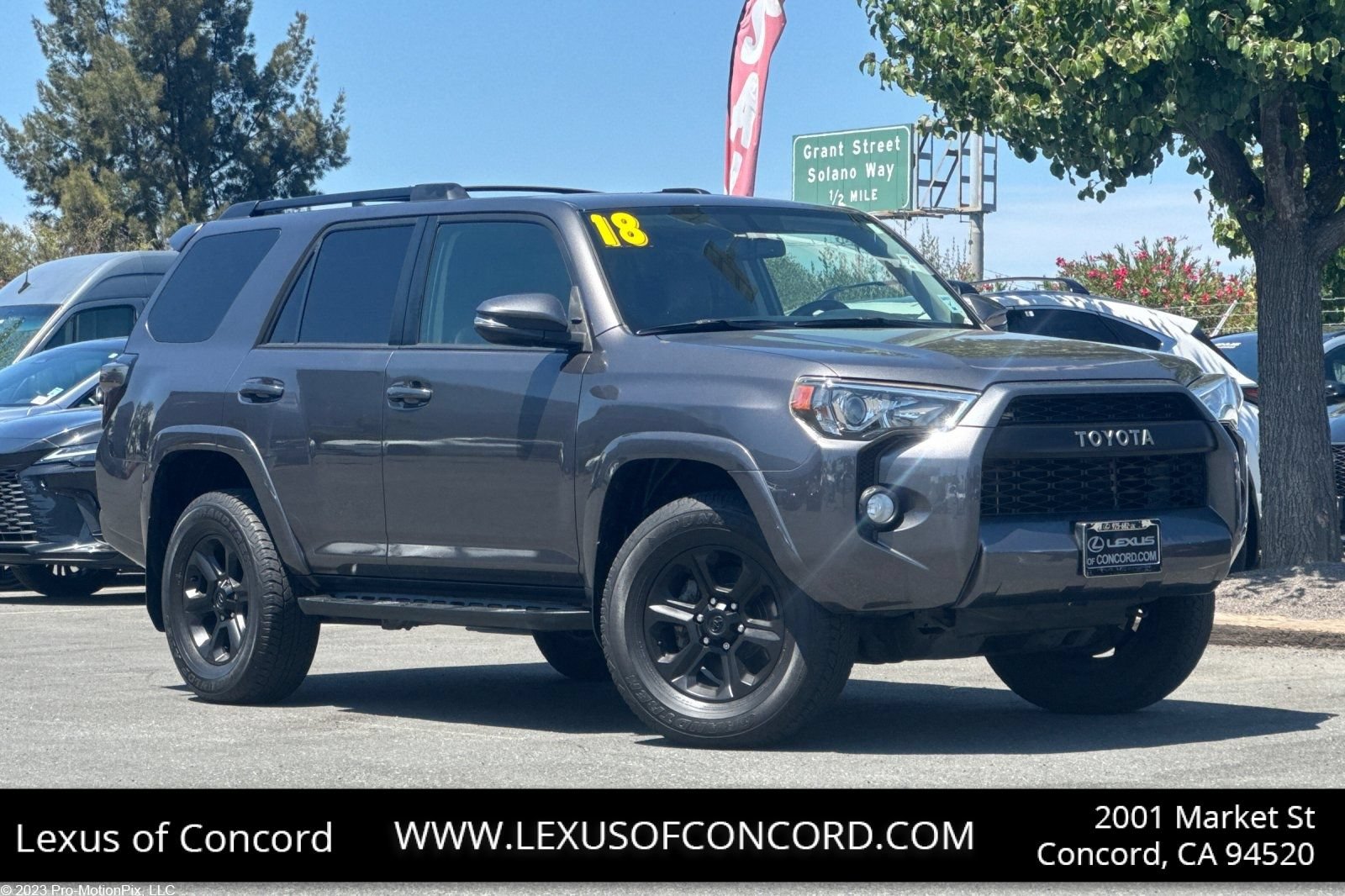 Used 2018 Toyota 4Runner SR5 Premium AWD/4WD image 1