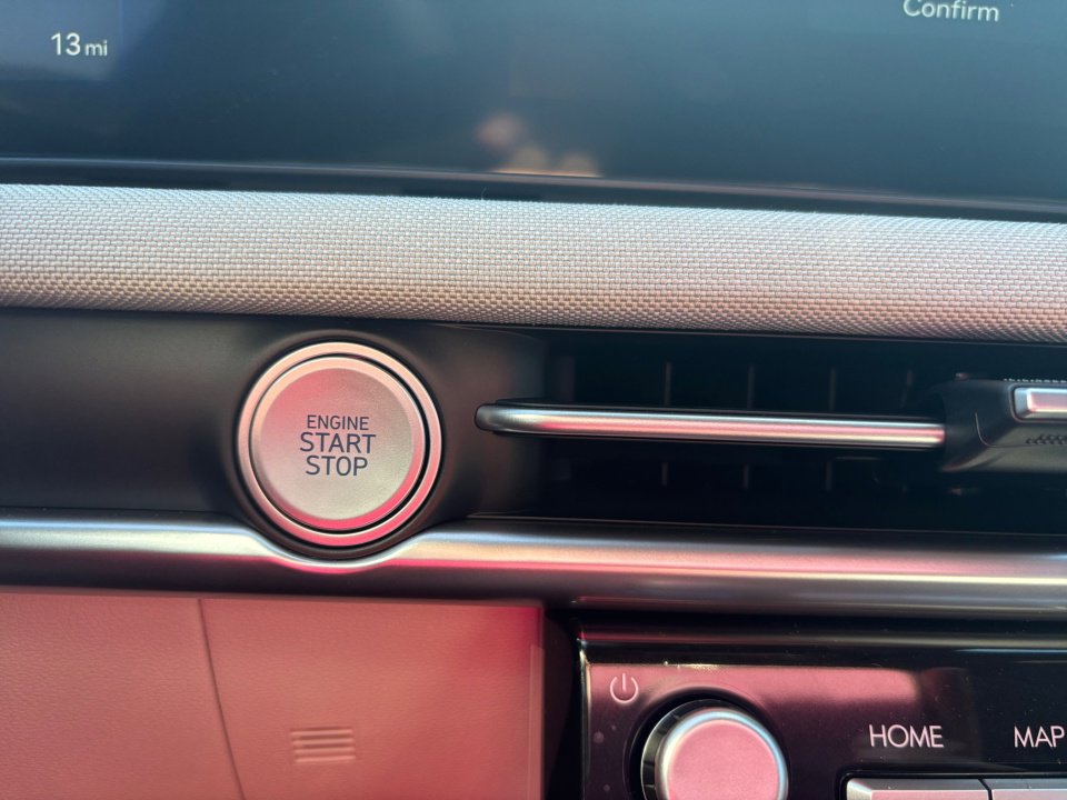 New 2025 Hyundai Tucson Limited image 20