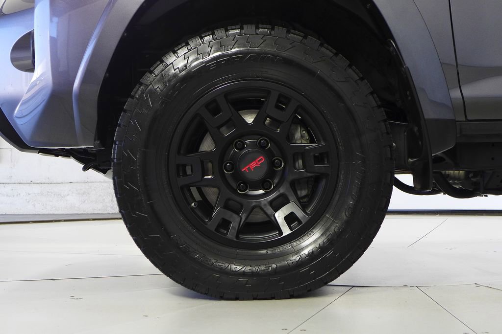 Used 2020 Toyota 4Runner TRD Pro AWD/4WD image 5