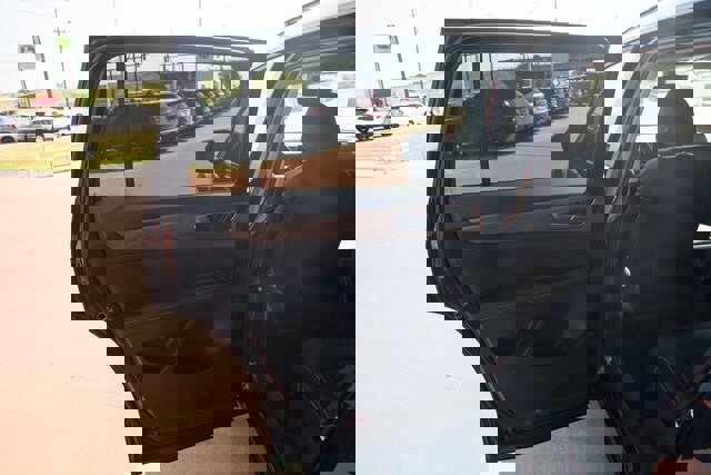 New 2026 Volkswagen Atlas SE image 11