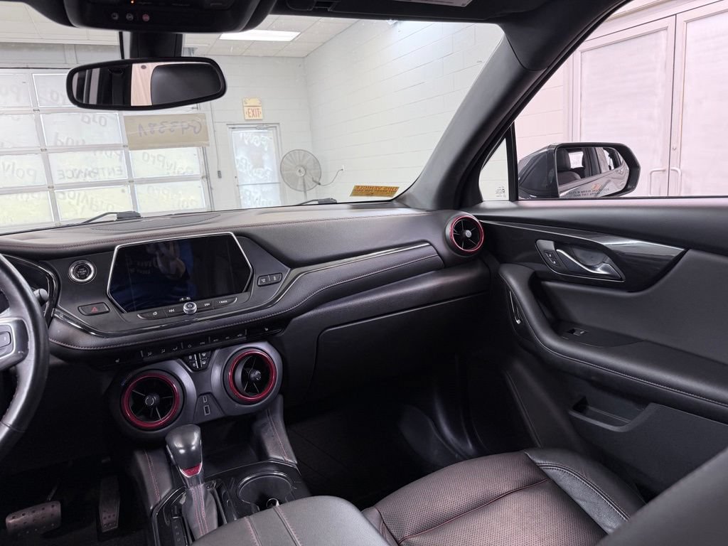 Used 2019 Chevrolet Blazer RS w/ LPO, Floor Liner Package FWD image 29