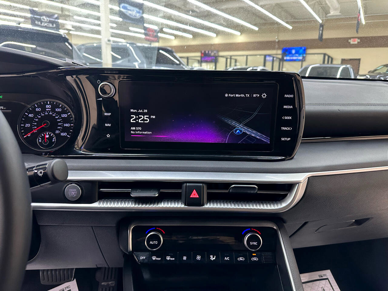 Used 2023 Kia K5 GT-Line w/ GT-Line Premium Package image 27