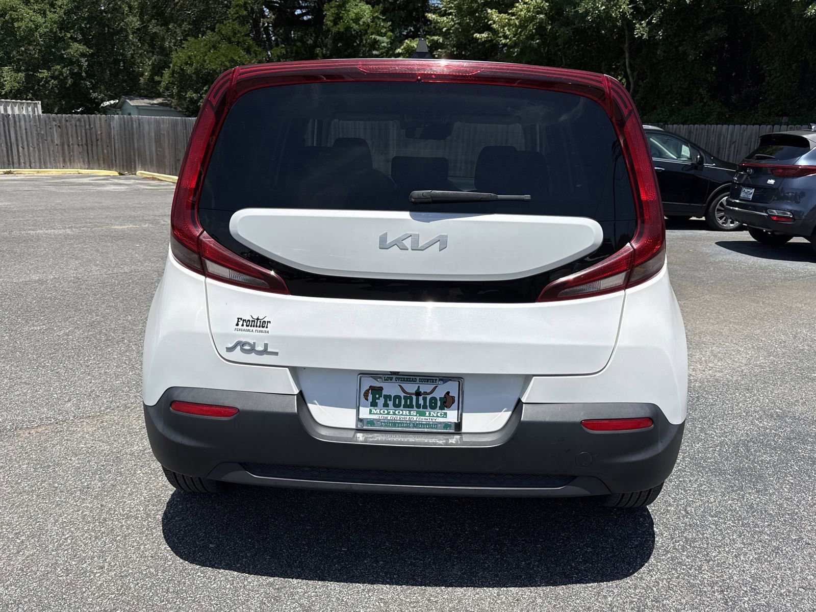 Used 2022 Kia Soul LX w/ Technology Package FWD image 4