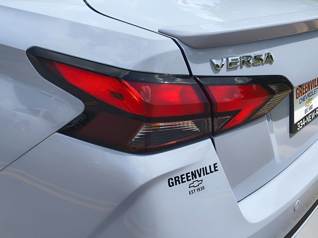 Used 2024 Nissan Versa SR w/ Trunk Package image 24