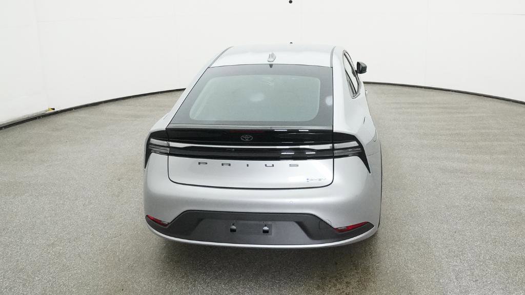 New 2025 Toyota Prius SE image 17