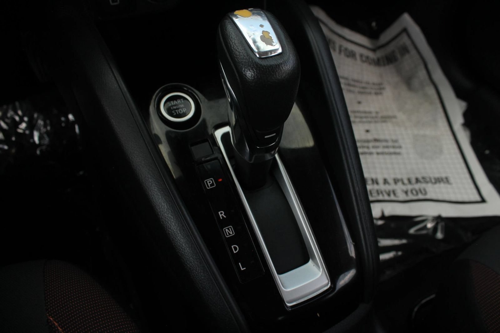 Used 2020 Nissan Versa SR FWD image 31