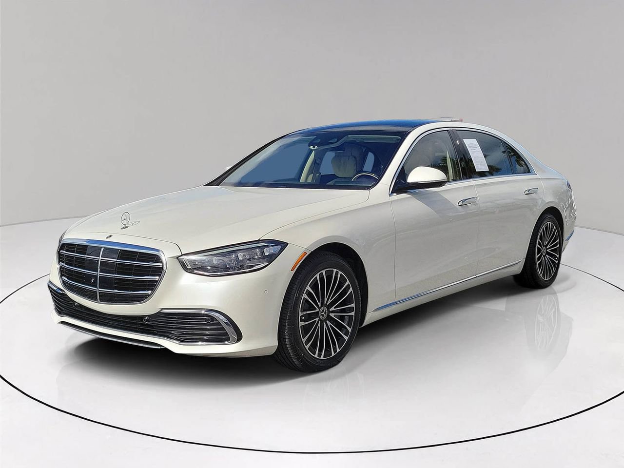 Certified 2022 Mercedes-Benz S 580 4MATIC Sedan image 3