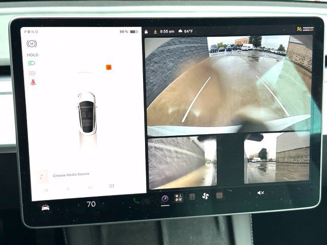 Used 2022 Tesla Model 3 Long Range AWD/4WD image 17