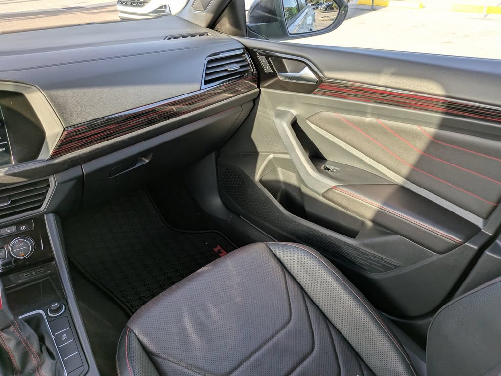 Certified 2022 Volkswagen Jetta GLI Autobahn w/ GLI Black Package FWD image 14
