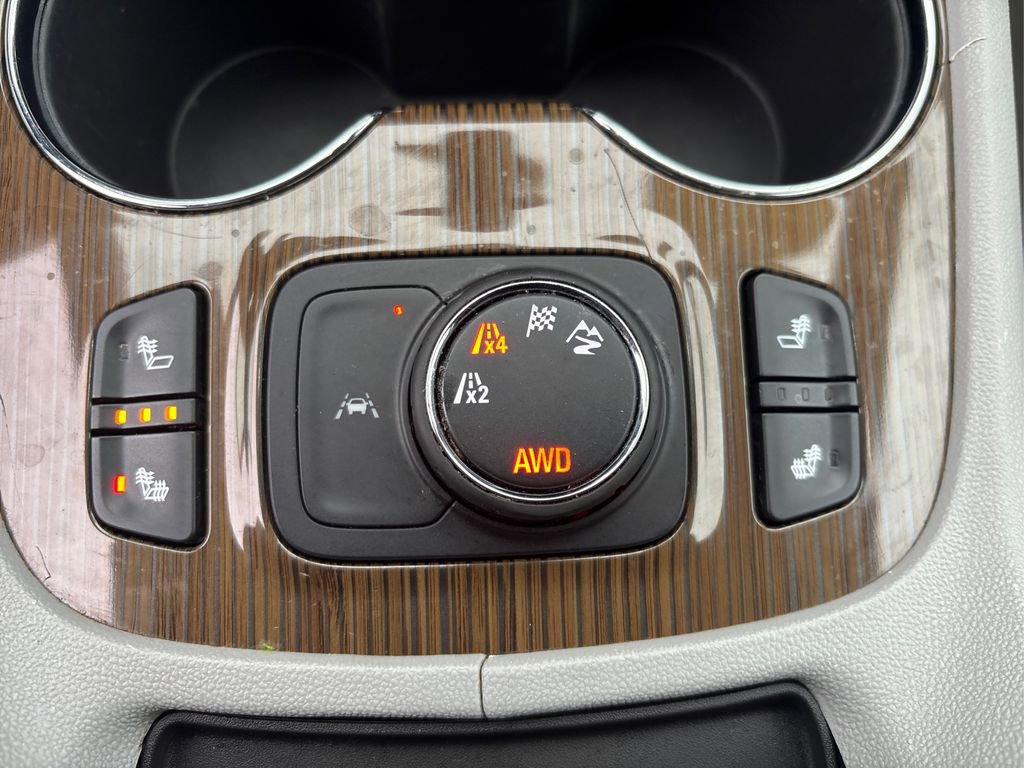 Used 2023 GMC Acadia SLE w/ Driver Convenience Package image 30