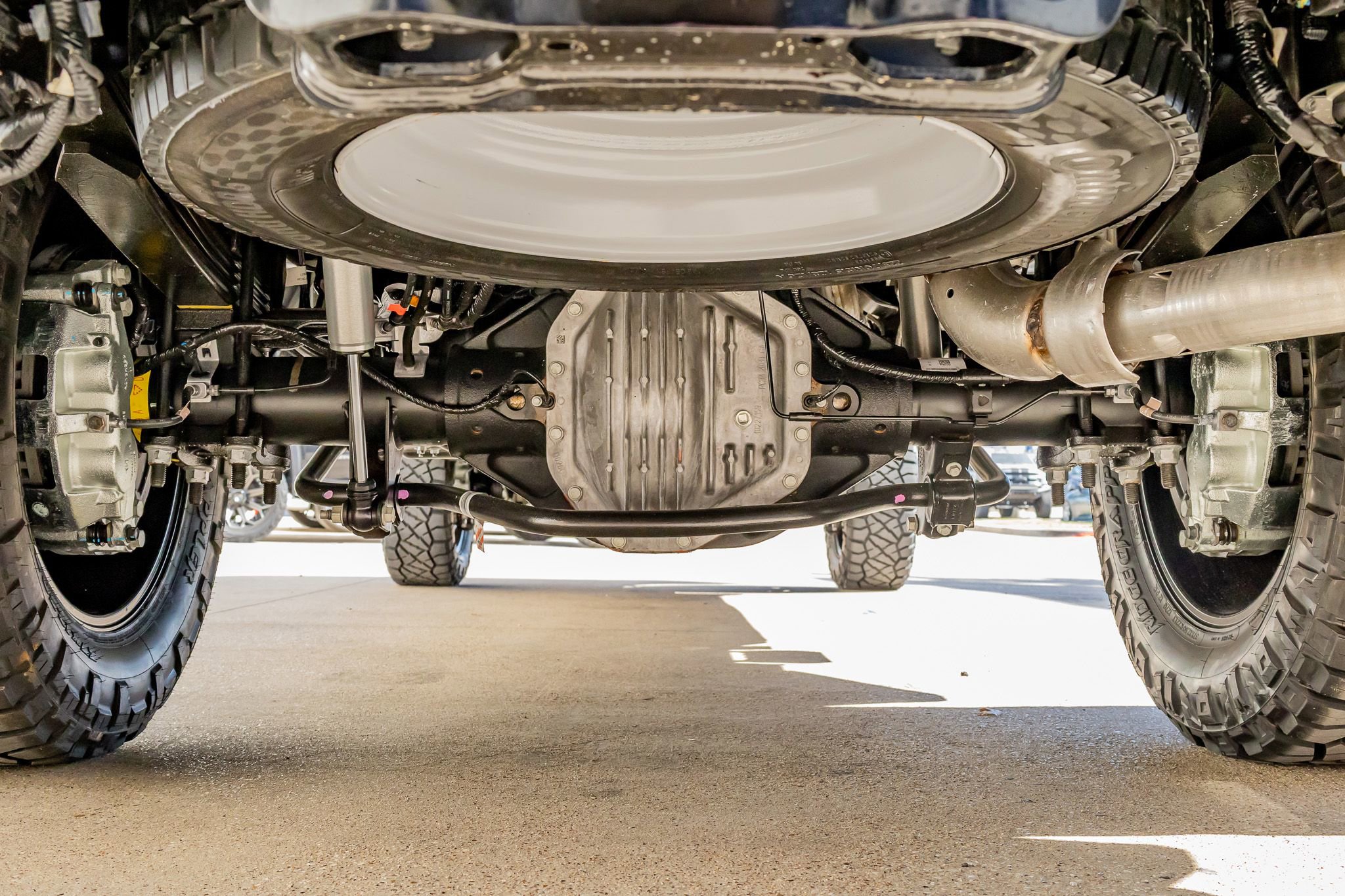 Used 2026 Ford F450 Platinum w/ FX4 Off-Road Package image 16