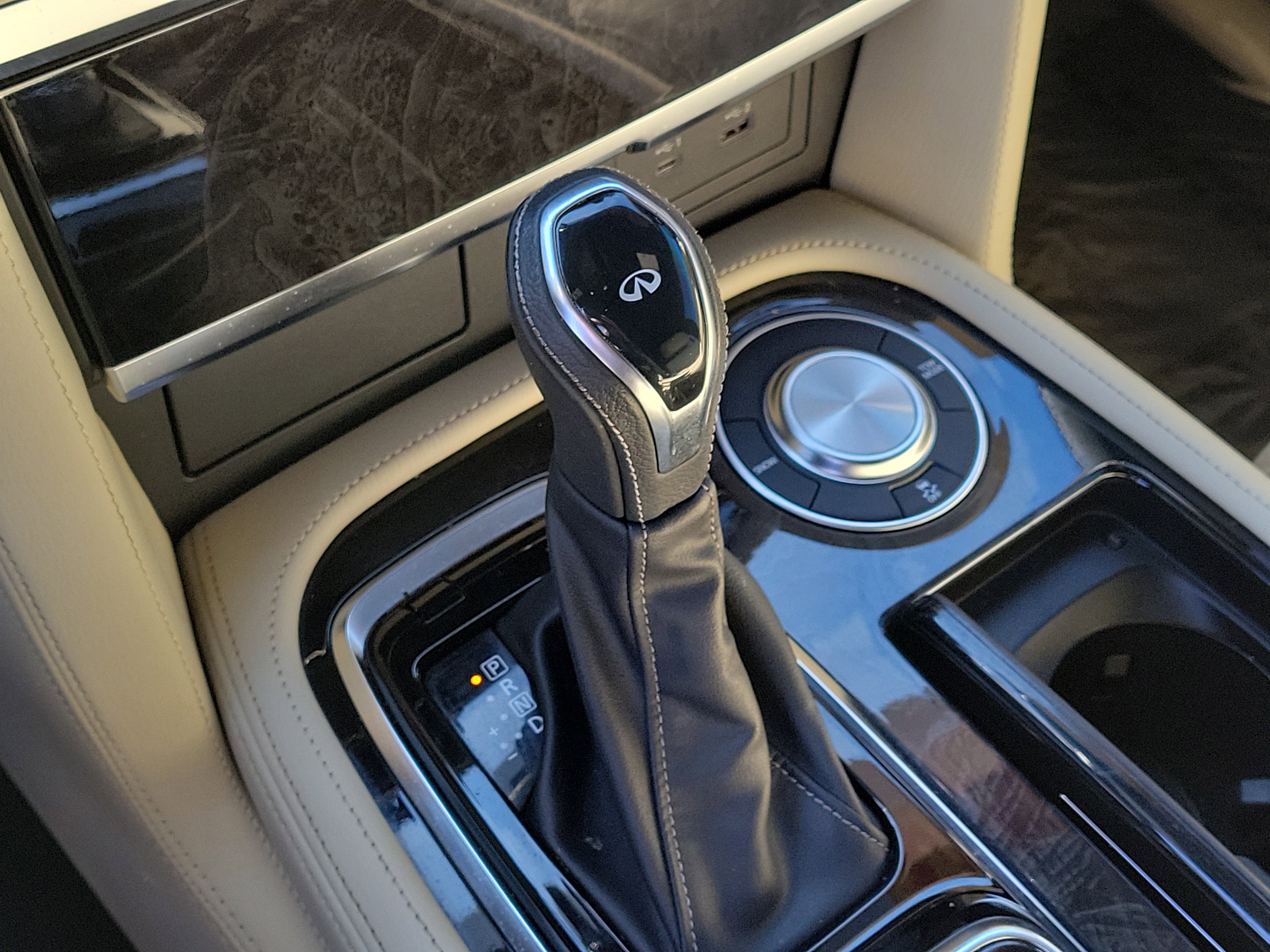 Used 2023 INFINITI QX80 Sensory w/ Cargo Package image 28