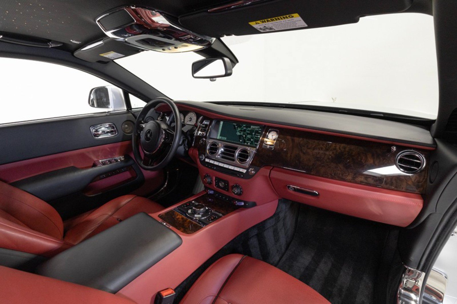 Used 2016 Rolls-Royce Wraith RWD image 51