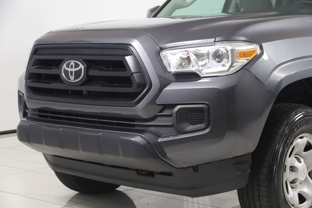 Used 2023 Toyota Tacoma SR AWD/4WD image 44